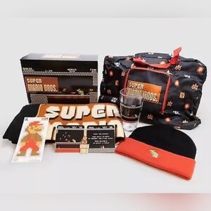 7pc Nintendo Super Mario Retro Gamer Collector Box